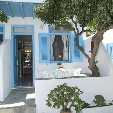 Asimina Guest house Tourlos