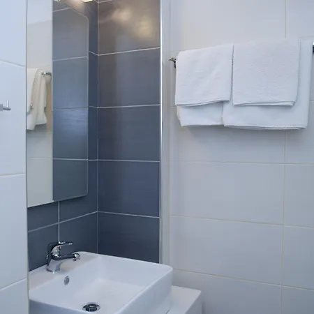 阿西米纳酒店 3*